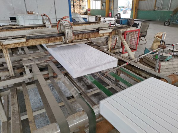 擠塑板B1和B2，哪個更好？